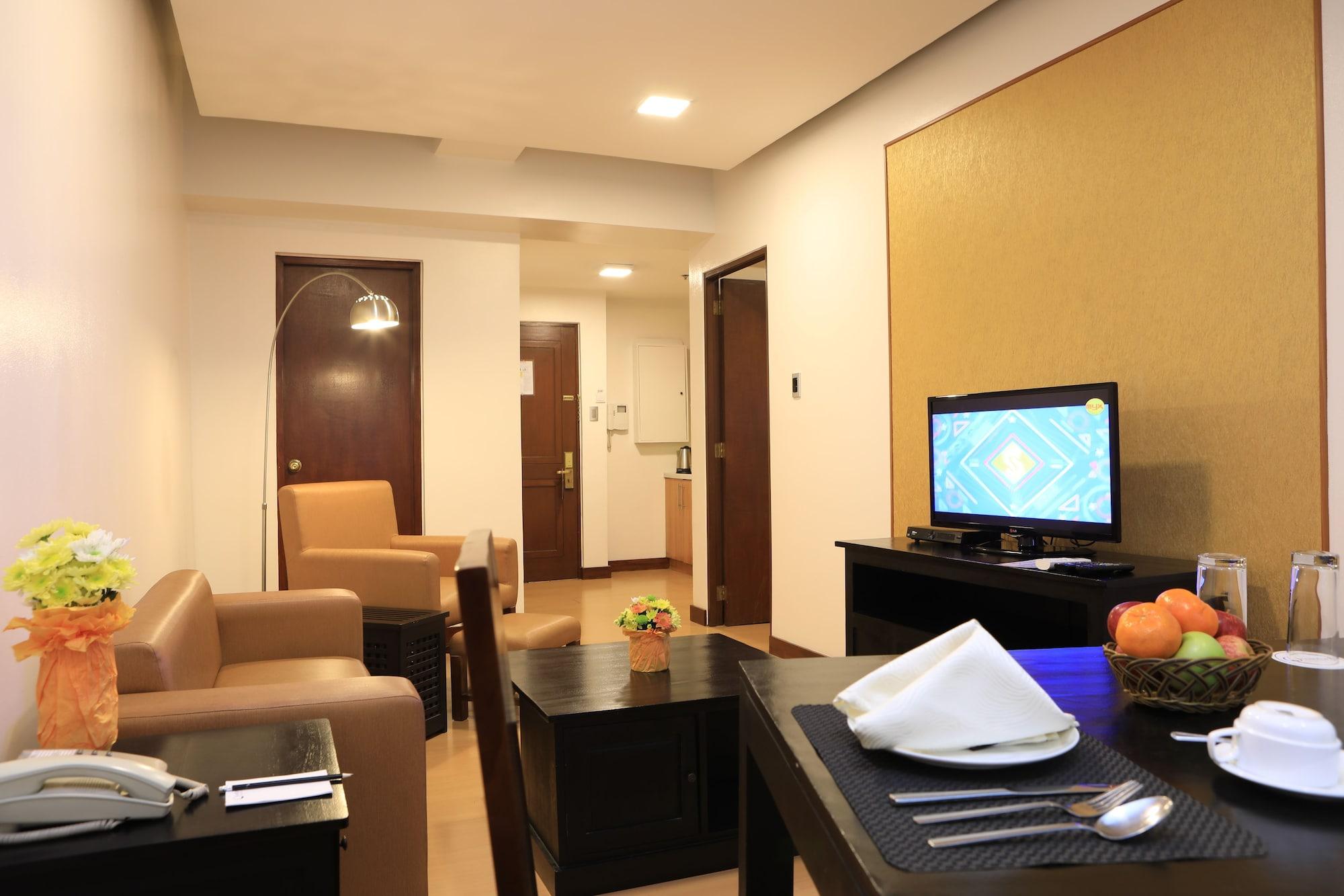 The Malayan Plaza Hotel Pasig City Exterior foto